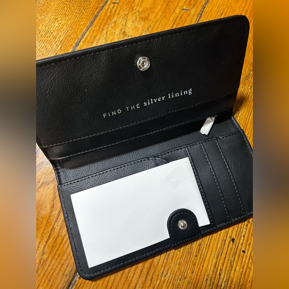 “Silver Lining” black wallet